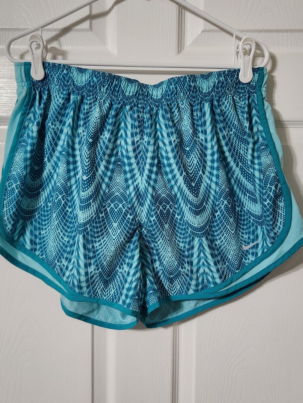 Nike Dri Fit Aquamarine Printed Shorts, Size XL
